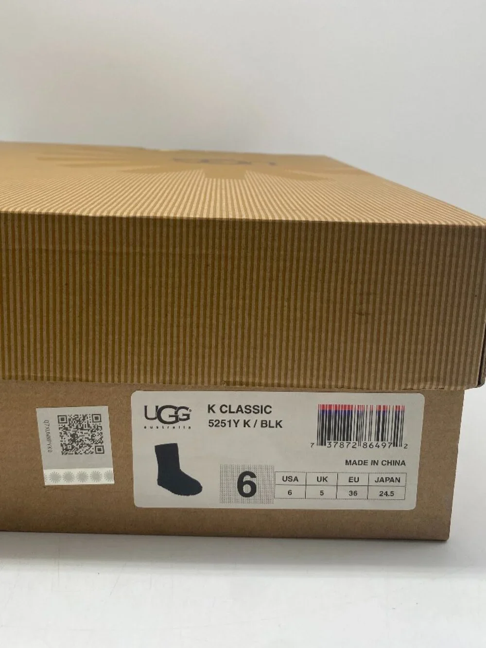 UGG CLASSIC BOOTS BLACK US BIG KIDS SIZE 6 # 5251Y K